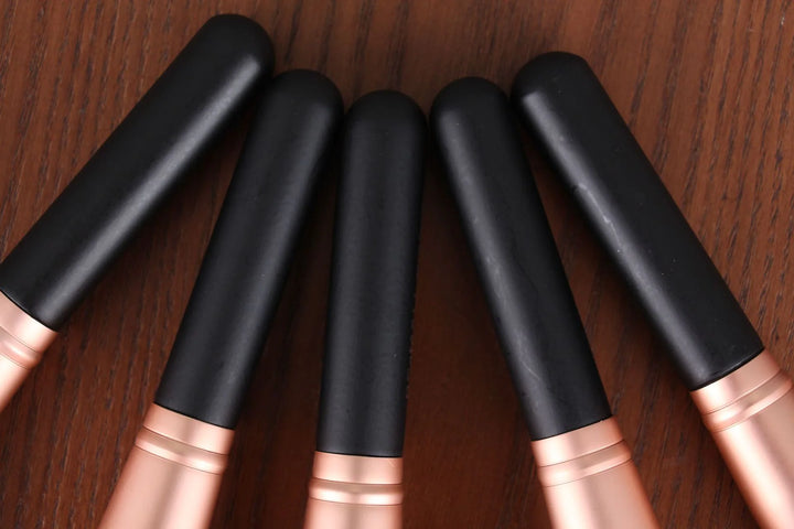 Professional wood handle makeup brush set for flawless blending